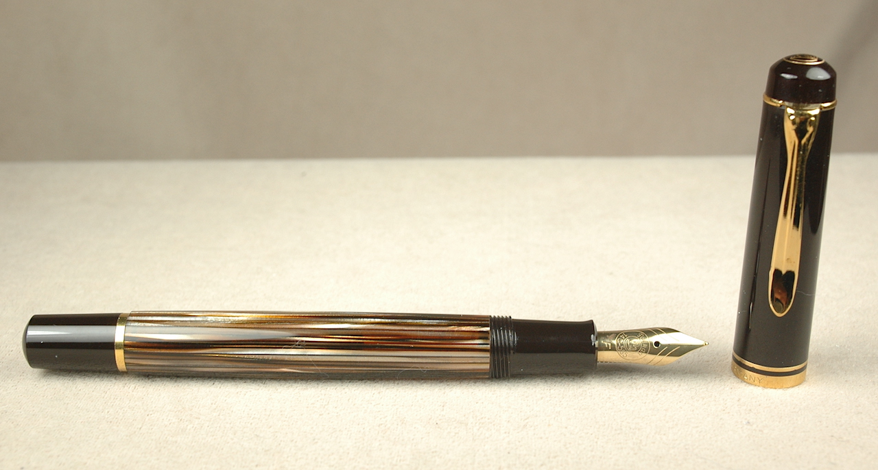 Pre-Owned Pens: 6385: Pelikan: Souveran M400